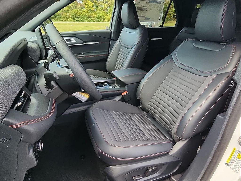 new 2025 Ford Explorer car, priced at $51,015