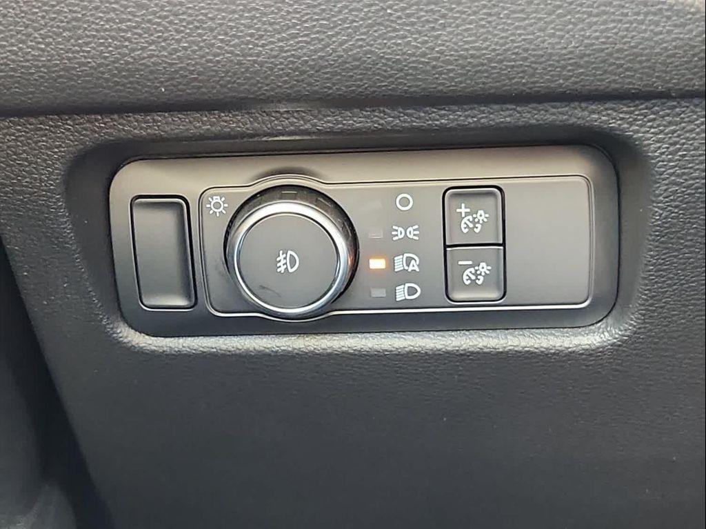 new 2025 Ford Ranger car, priced at $43,450