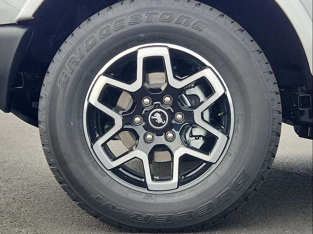 new 2025 Ford Bronco car, priced at $54,370