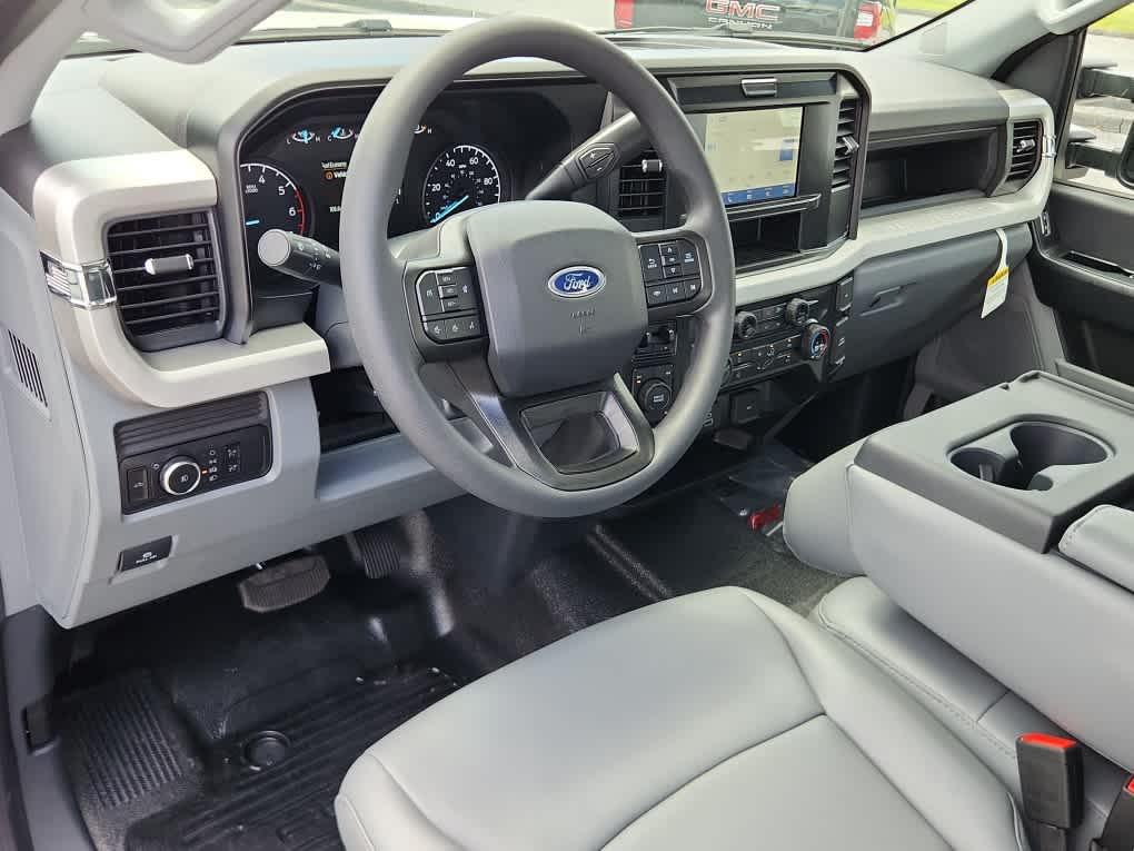 new 2025 Ford F-250 car, priced at $69,650