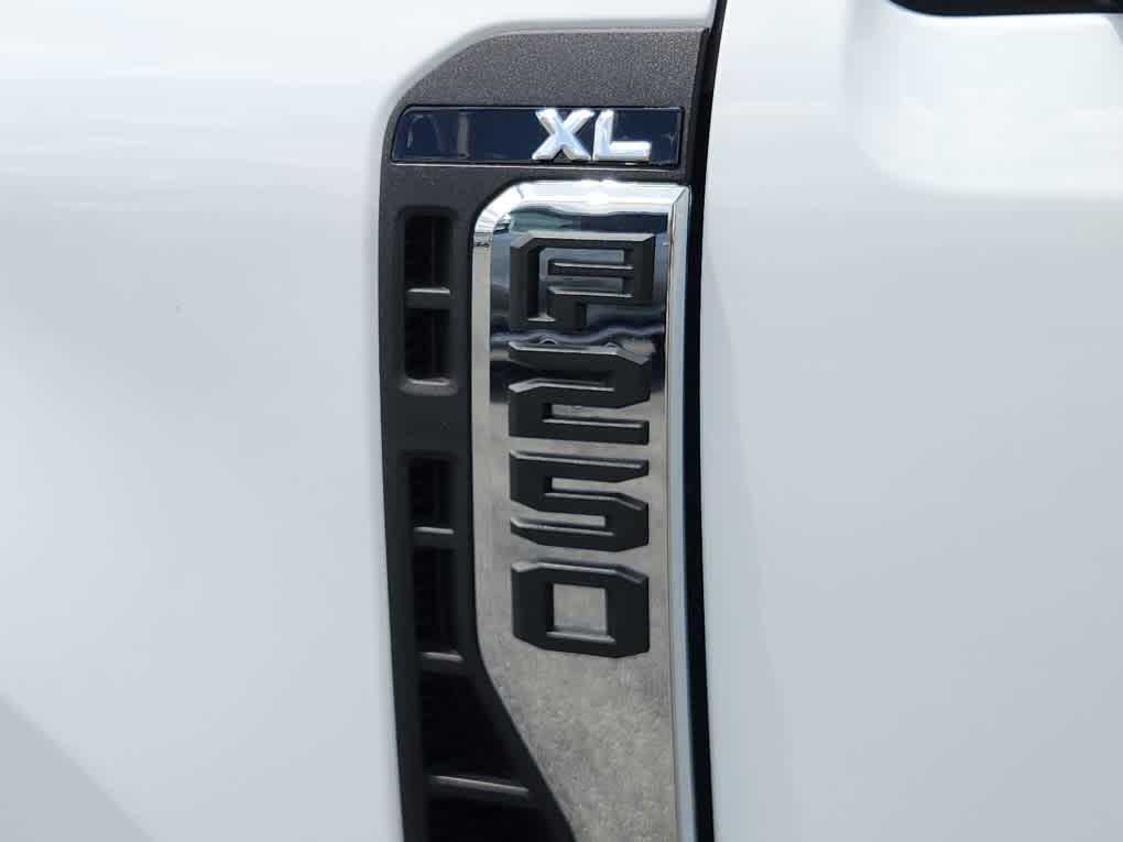 new 2025 Ford F-250 car, priced at $69,650