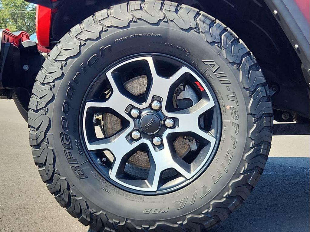 used 2021 Jeep Wrangler Unlimited car, priced at $32,475