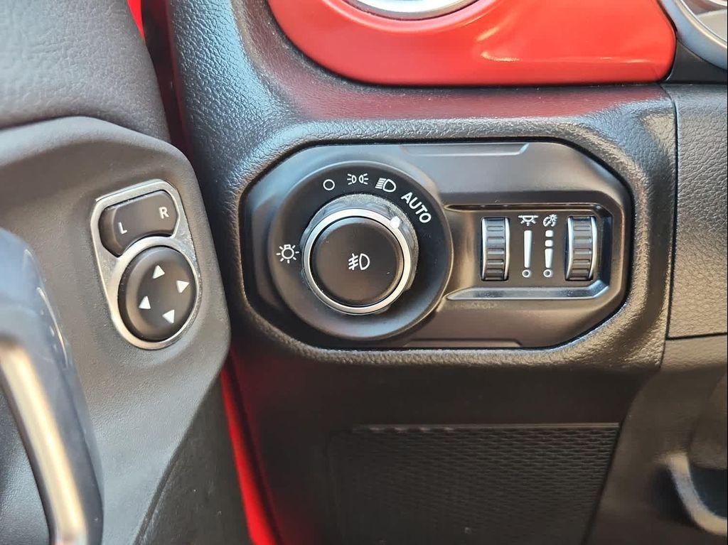 used 2021 Jeep Wrangler Unlimited car, priced at $32,475