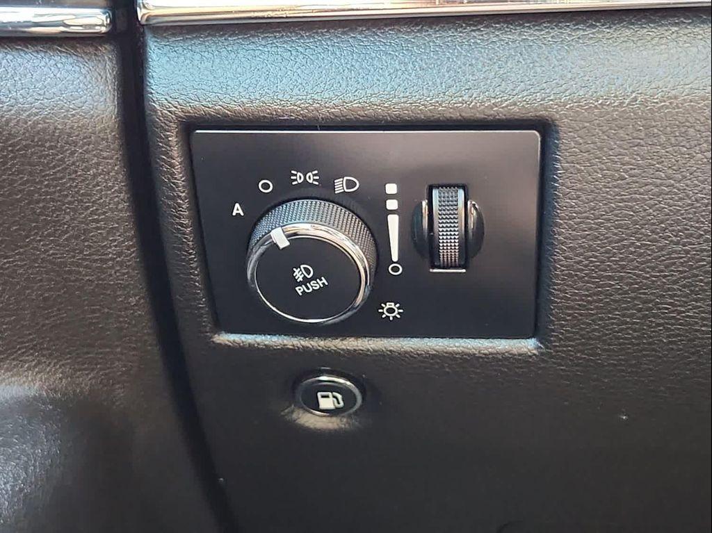 used 2021 Jeep Grand Cherokee car, priced at $21,980