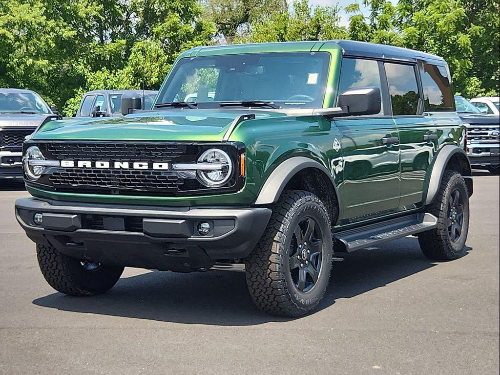 new 2025 Ford Bronco car, priced at $51,985