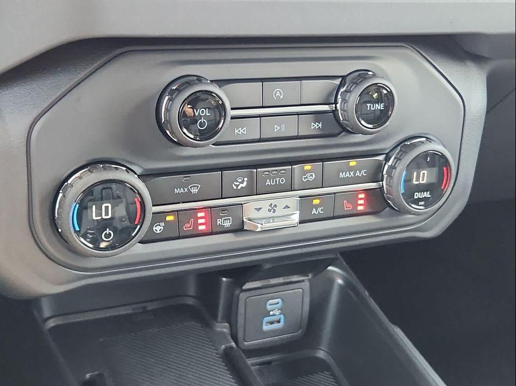 new 2025 Ford Bronco car, priced at $51,985