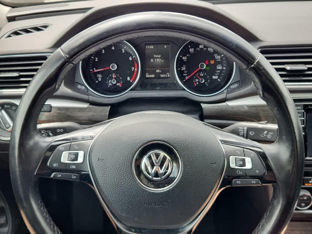 used 2018 Volkswagen Passat car