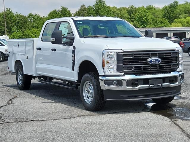 new 2025 Ford F-250 car, priced at $69,575