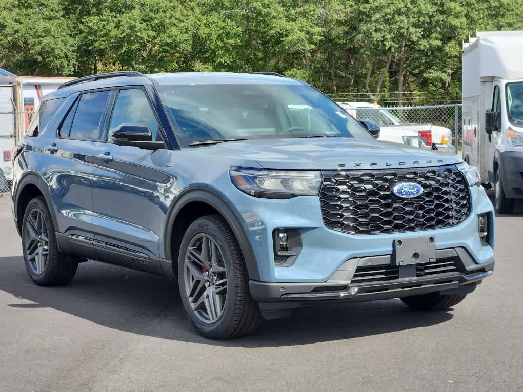 new 2025 Ford Explorer car, priced at $50,715
