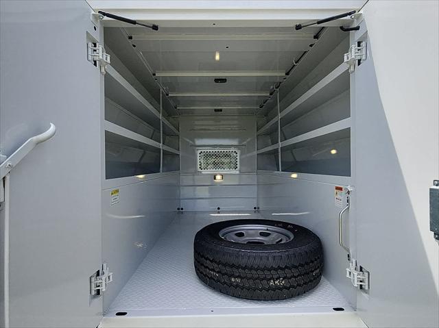 new 2024 Ford F-350 car, priced at $69,320