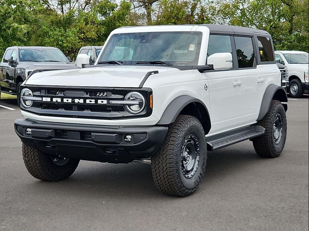 new 2025 Ford Bronco car, priced at $63,820