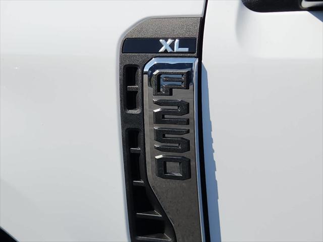 new 2025 Ford F-250 car, priced at $55,325