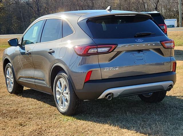 new 2025 Ford Escape car, priced at $30,393