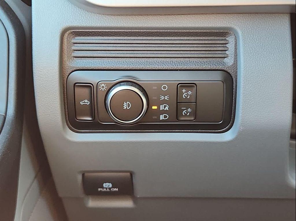 new 2025 Ford F-250 car, priced at $69,575