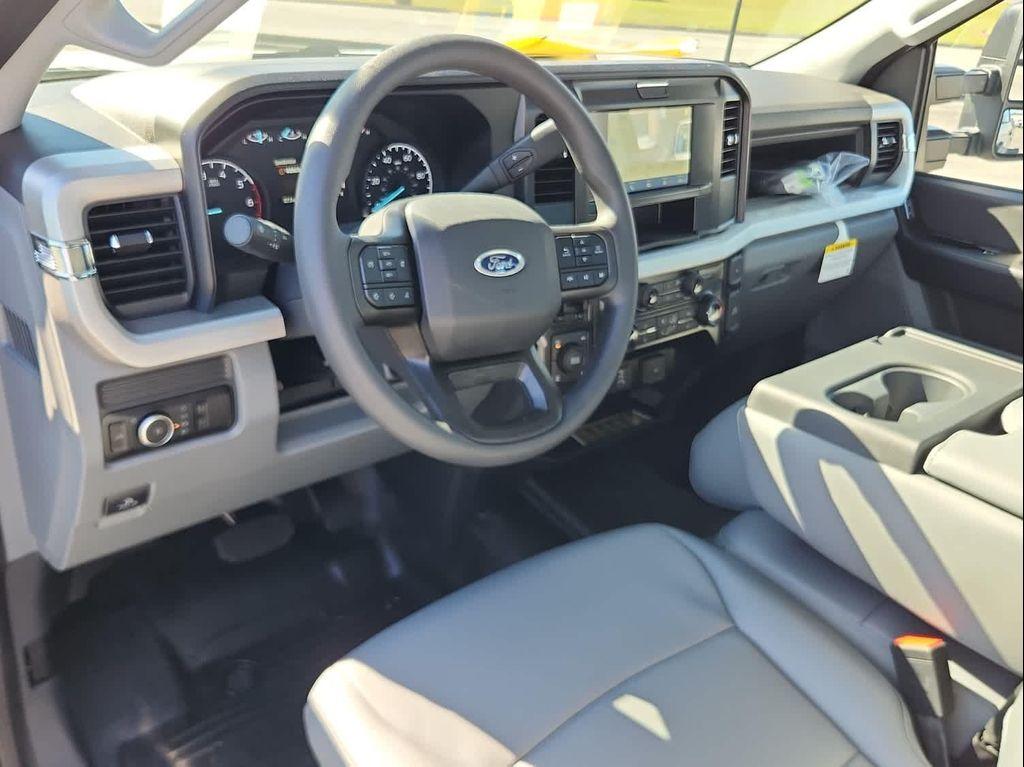 new 2025 Ford F-250 car, priced at $69,575