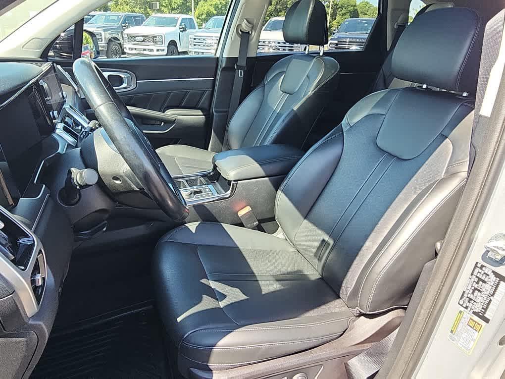 used 2021 Kia Sorento car, priced at $27,875