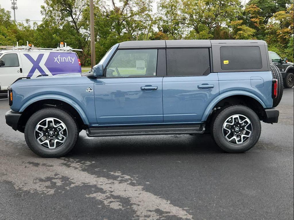 new 2025 Ford Bronco car, priced at $55,365