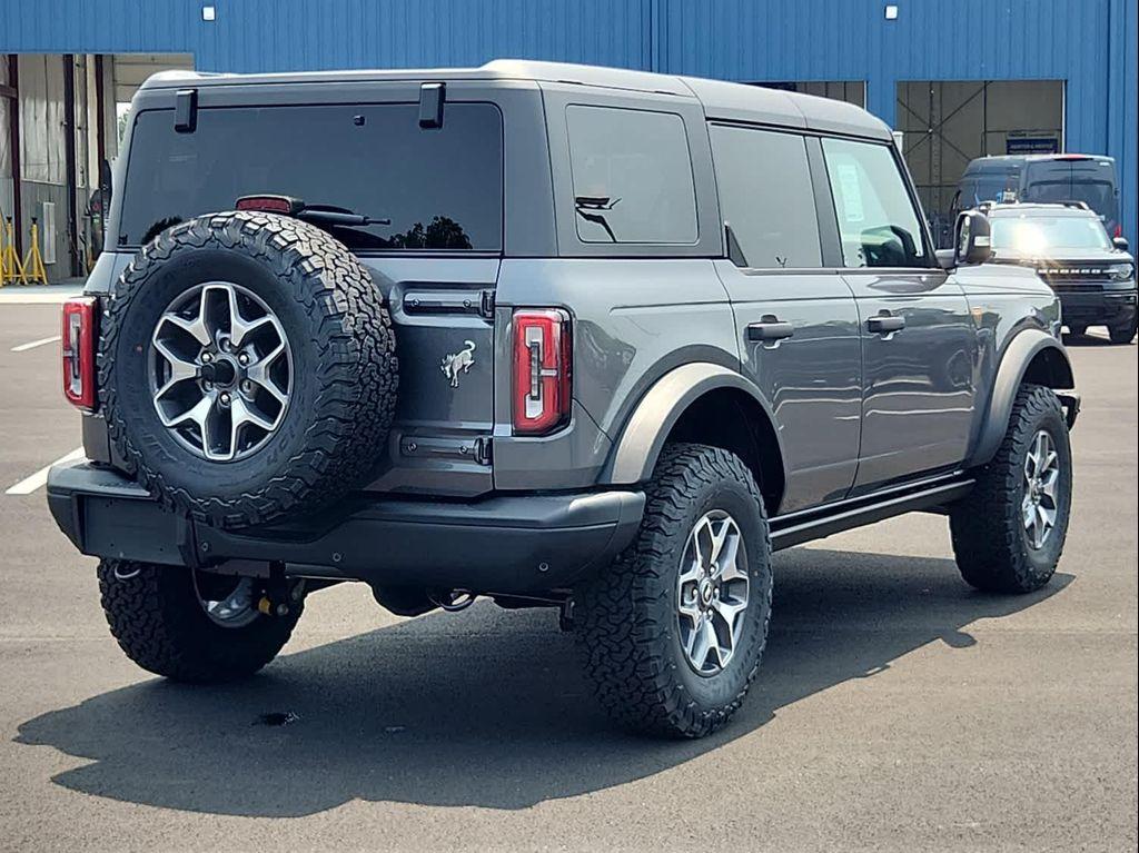 new 2025 Ford Bronco car, priced at $60,817
