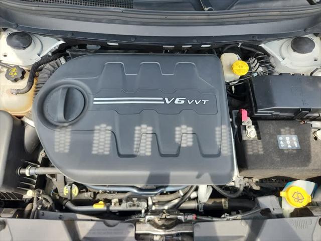 used 2017 Jeep Cherokee car, priced at $16,446