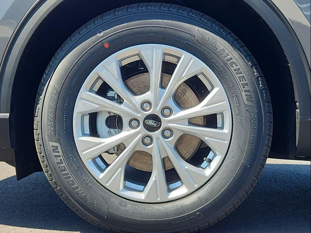 new 2025 Ford Escape car, priced at $30,277