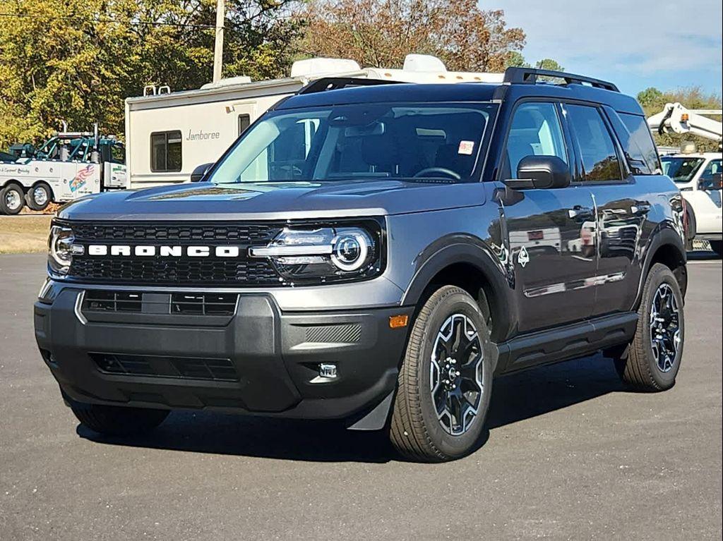 new 2025 Ford Bronco Sport car, priced at $38,685