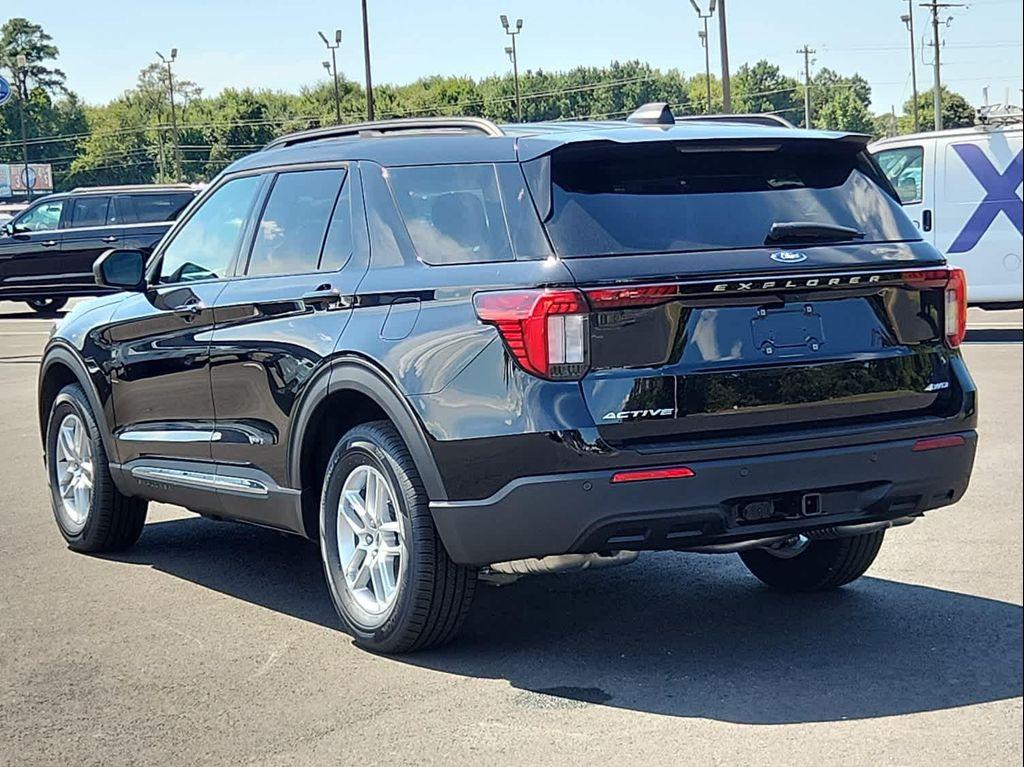 new 2025 Ford Explorer car, priced at $43,745