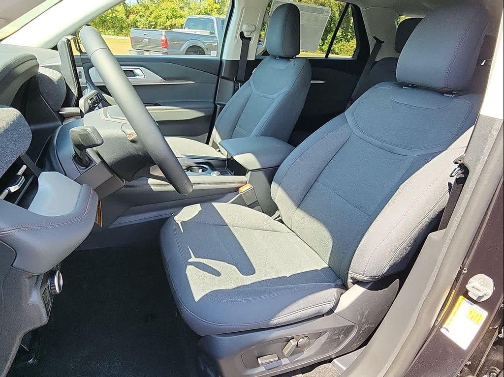 new 2025 Ford Explorer car, priced at $43,745