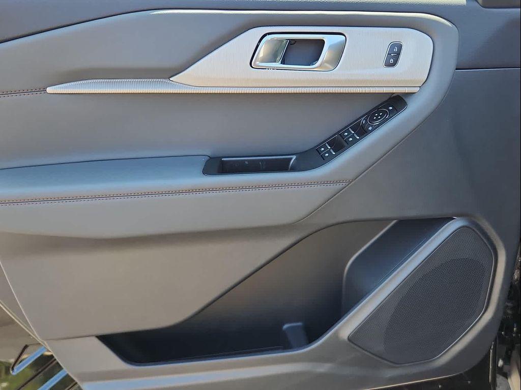 new 2025 Ford Explorer car, priced at $43,745