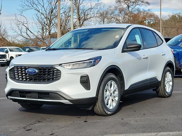 new 2025 Ford Escape car, priced at $29,990