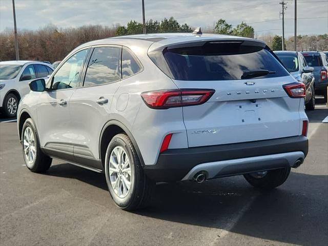 new 2025 Ford Escape car, priced at $29,990