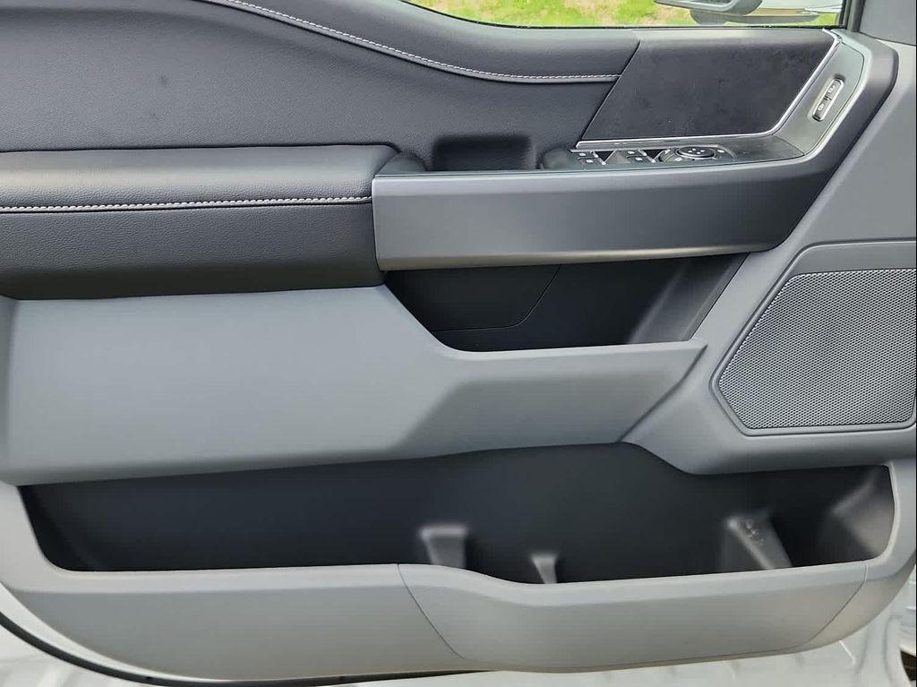 new 2025 Ford F-150 car, priced at $59,736