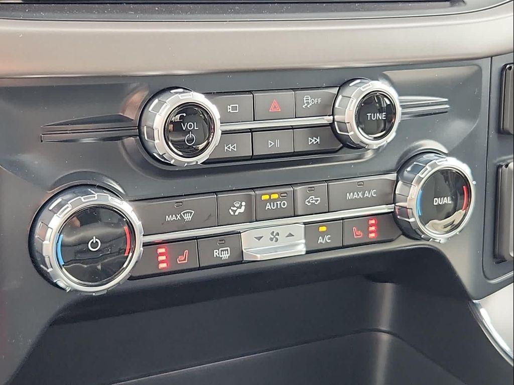 new 2025 Ford F-150 car, priced at $62,675