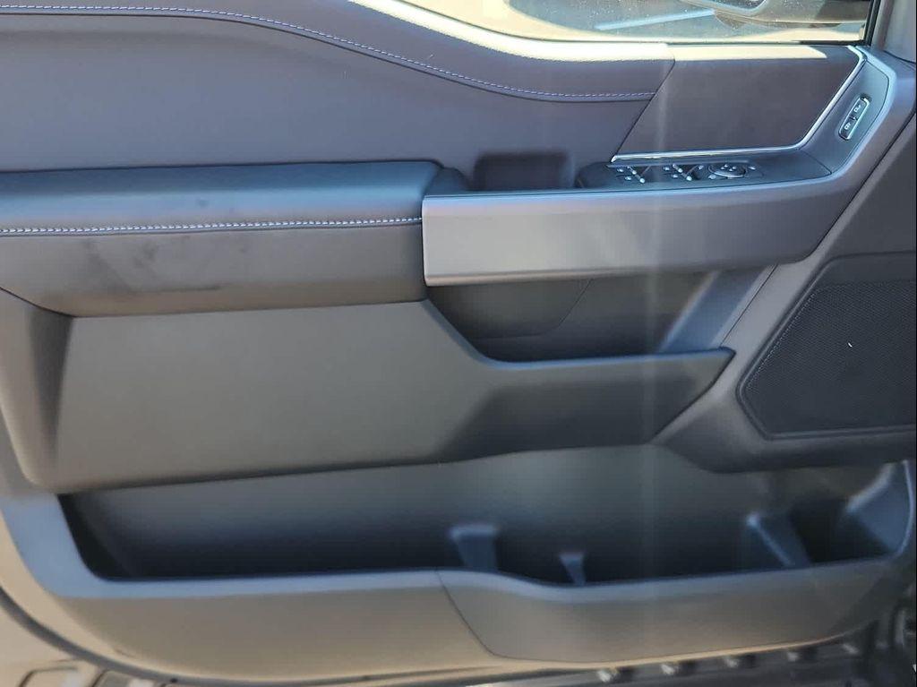 new 2025 Ford F-150 car