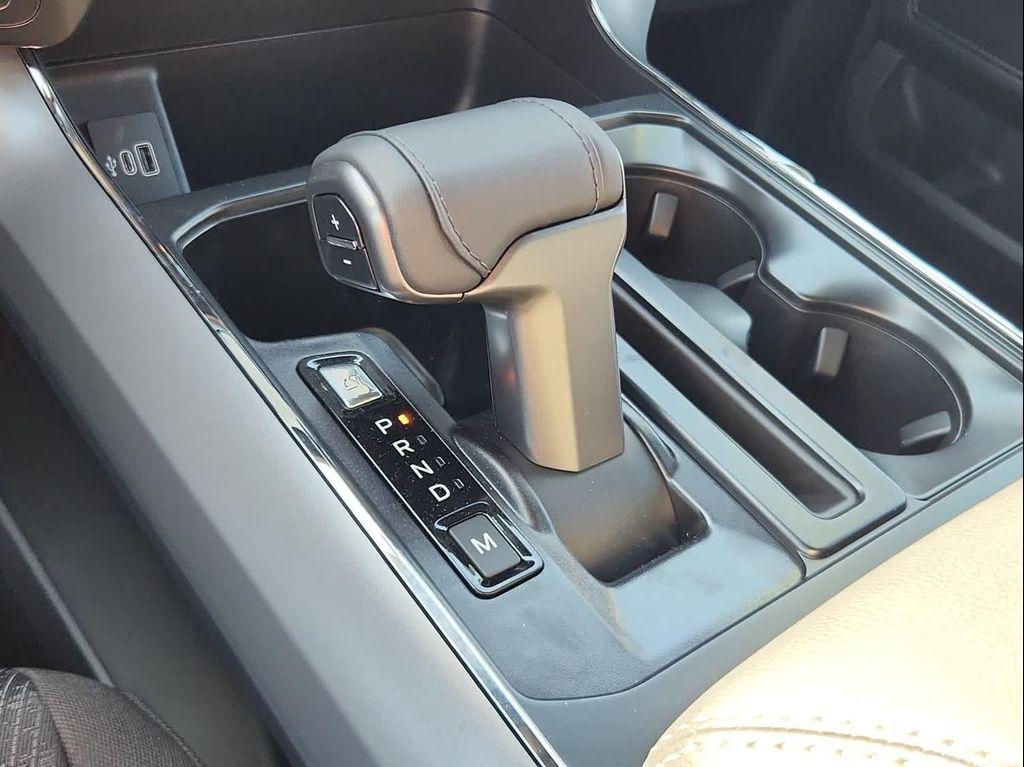 new 2025 Ford F-150 car