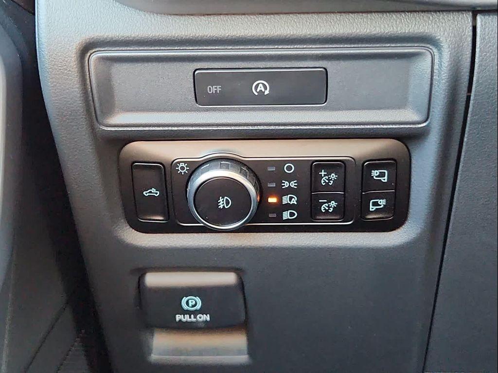 new 2025 Ford F-150 car