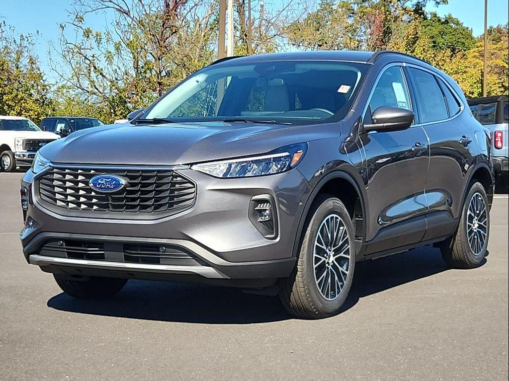 new 2026 Ford Escape PHEV car, priced at $36,315