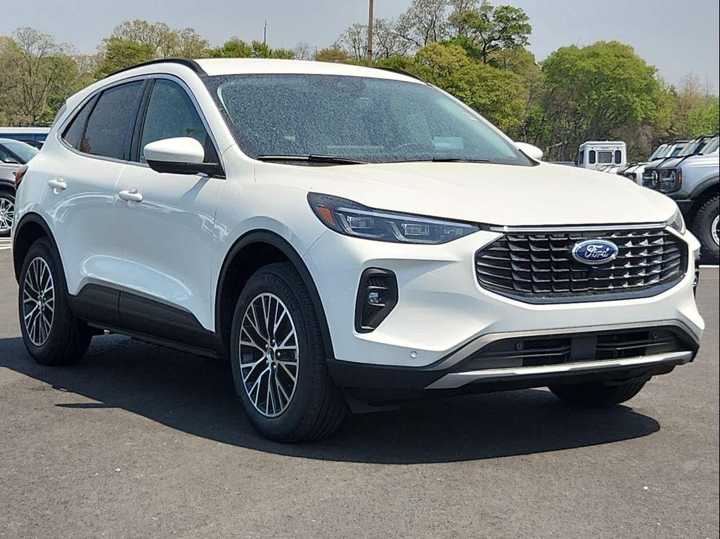 new 2025 Ford Escape PHEV car, priced at $42,985