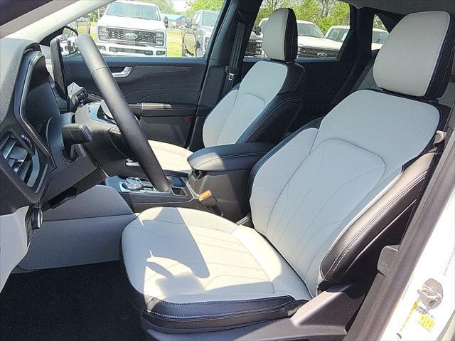 new 2025 Ford Escape PHEV car, priced at $40,875
