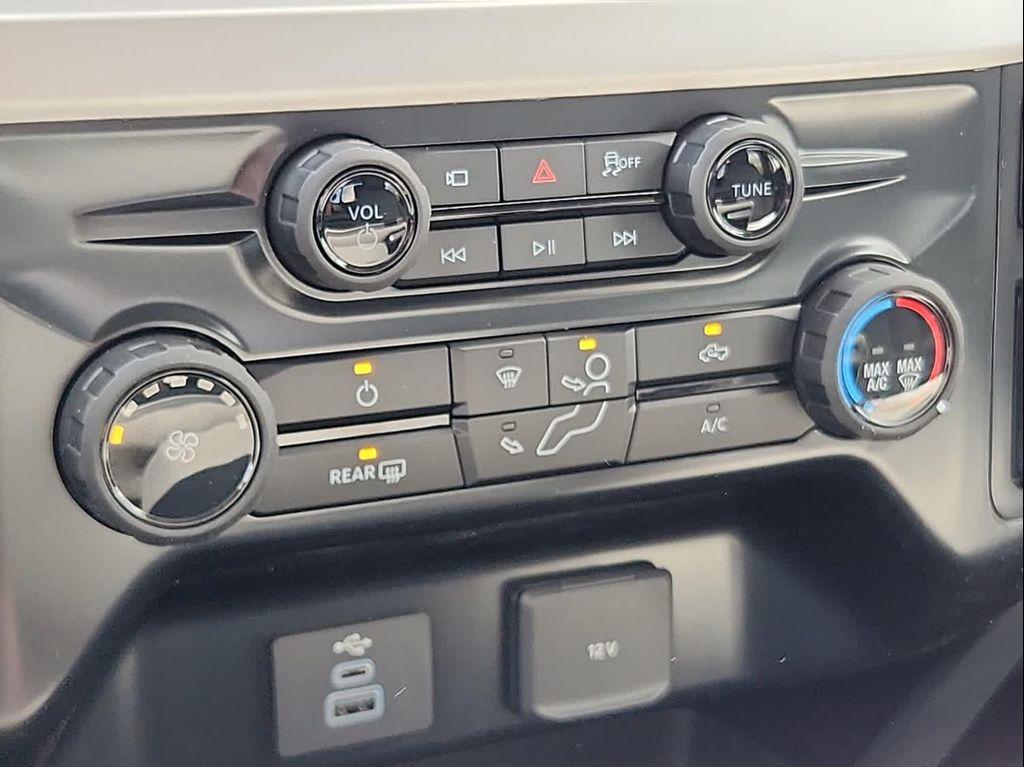 new 2025 Ford F-250 car, priced at $57,850
