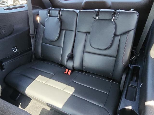 new 2025 Ford Explorer car, priced at $47,937