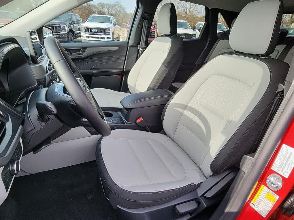 new 2025 Ford Escape car, priced at $32,545