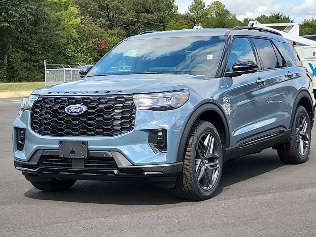 new 2025 Ford Explorer car, priced at $50,810