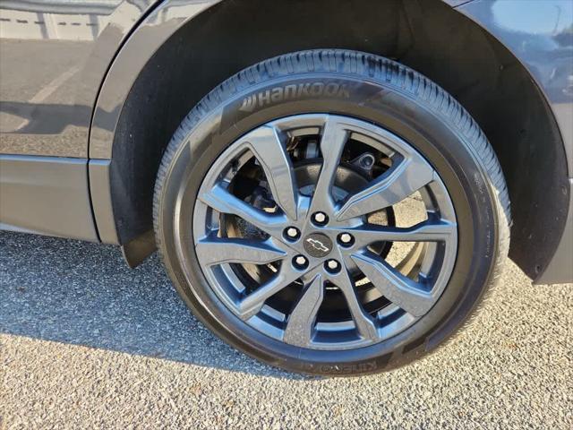 used 2022 Chevrolet Equinox car, priced at $24,889