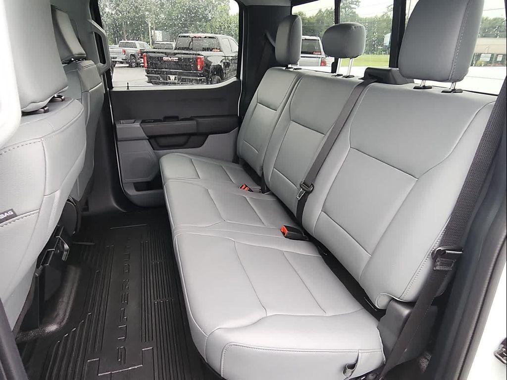 new 2025 Ford F-450 car, priced at $77,455