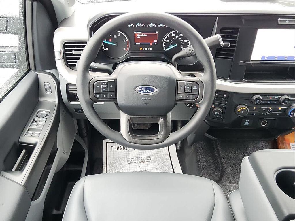 new 2025 Ford F-450 car, priced at $77,455