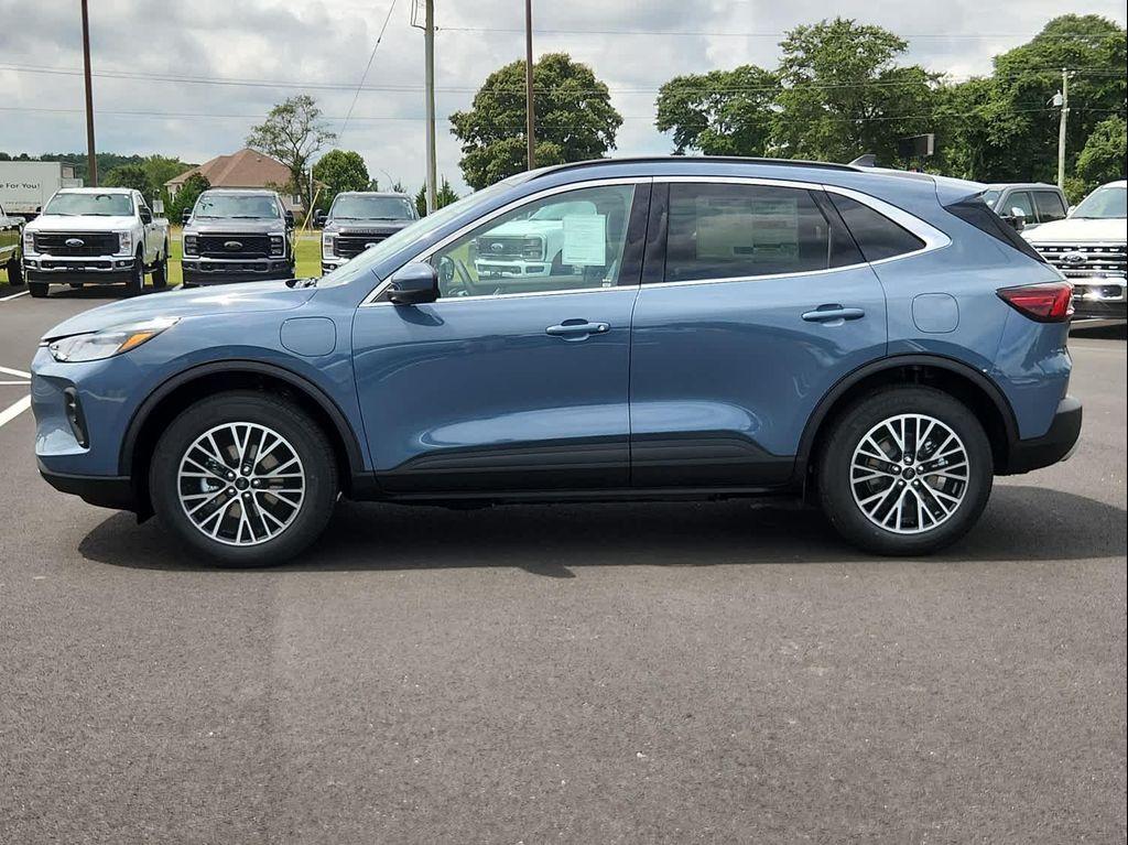 new 2025 Ford Escape PHEV car, priced at $38,895