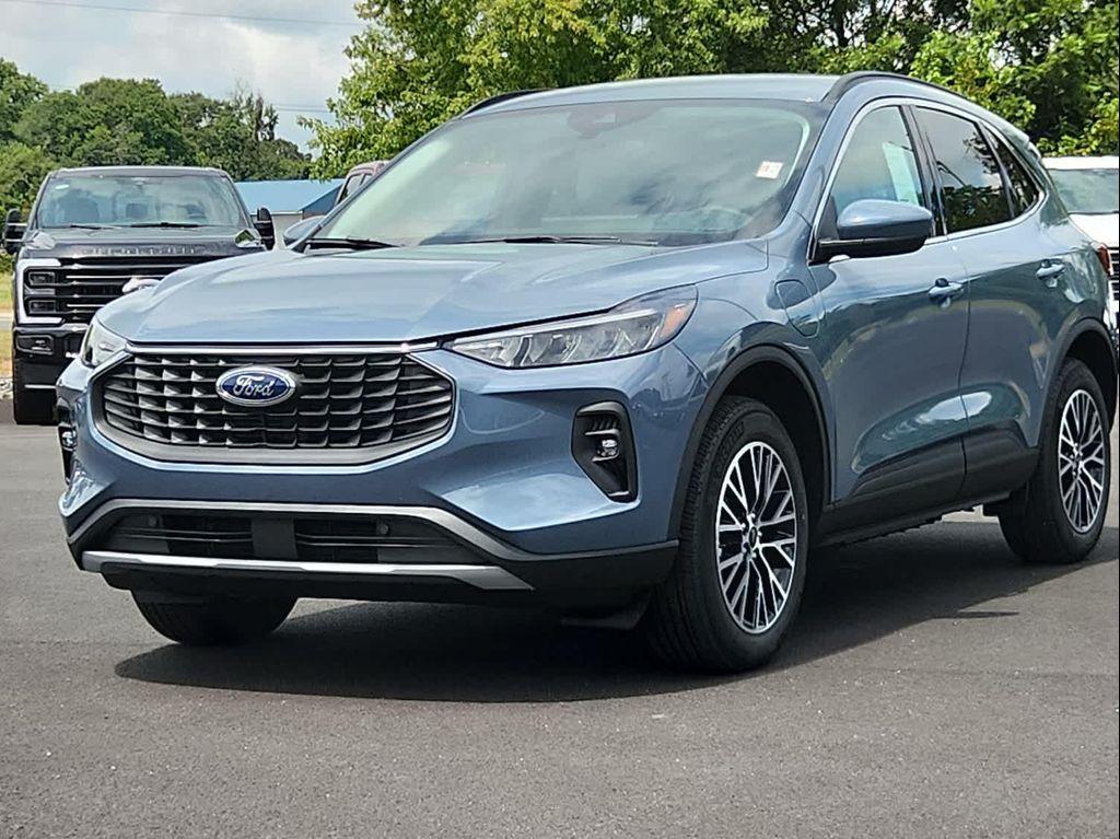 new 2025 Ford Escape PHEV car, priced at $38,895