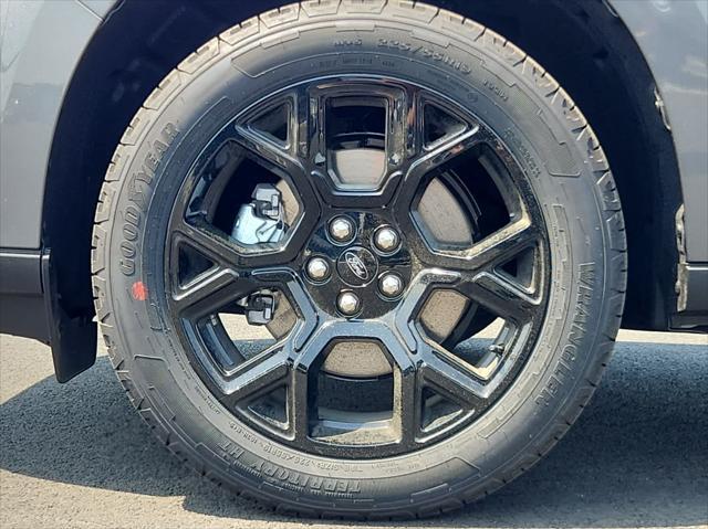 new 2025 Ford Maverick car, priced at $35,734