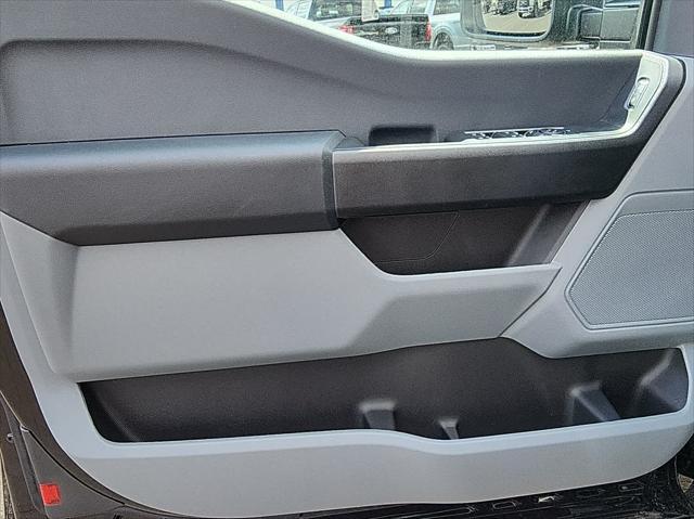 new 2025 Ford F-250 car, priced at $55,225
