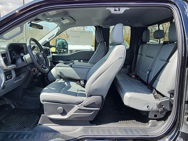 new 2025 Ford F-250 car, priced at $55,225